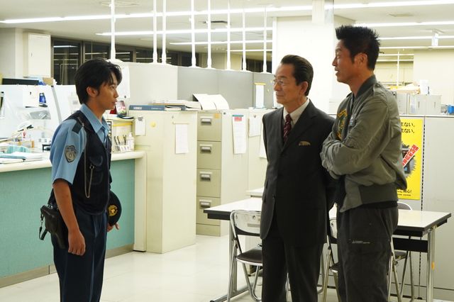 「相棒」“少年A”加藤清史郎、“警察官A”となって再登場！「相棒 season23」初回SP場面写真（4枚目）