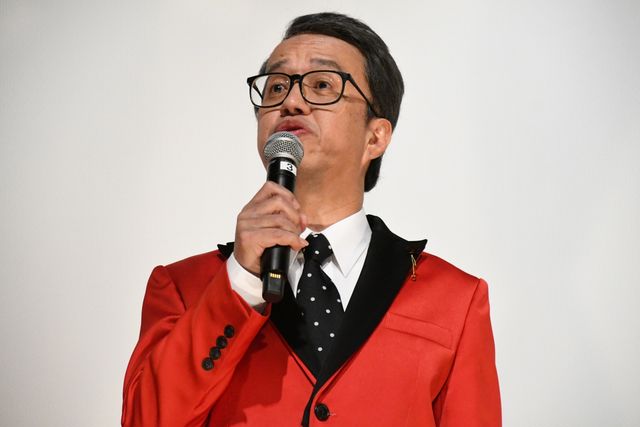 のん、昭和レトロなワンピース姿がキュート！『星屑の町』完成披露上映会（8枚目）