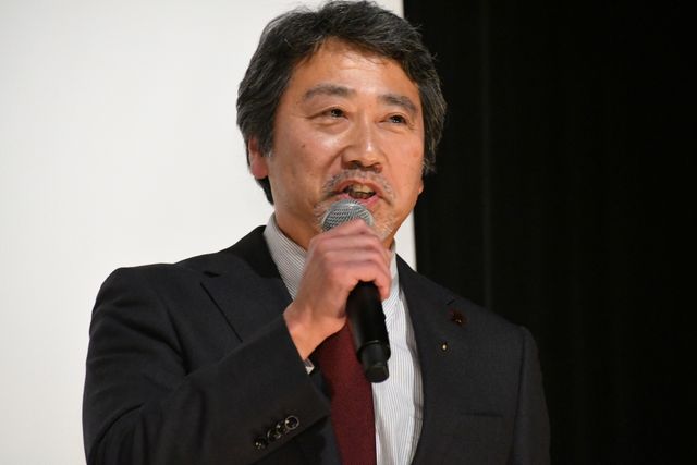 のん、昭和レトロなワンピース姿がキュート！『星屑の町』完成披露上映会（24枚目）