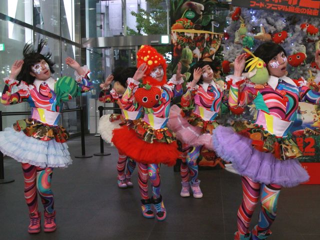 きゃりぱみゅの元バックダンサー・TEMPURA KIDZ、映画館で超絶ダンス披露！フォトギャラリー（2枚目）