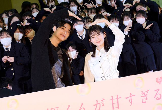 高橋恭平、女子校にサプライズ登場で黄色い悲鳴！映画『なのに、千輝くんが甘すぎる。』公開直前イベント：フォトギャラリー