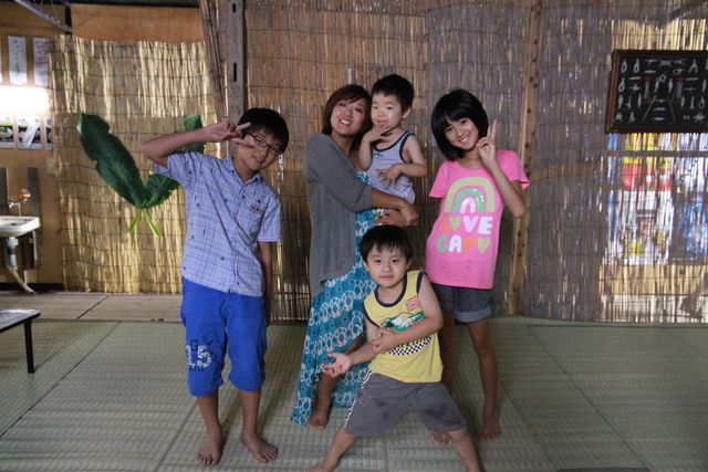 「世界でいちばん熱い夏」ミュージックビデオ：フォトギャラリー