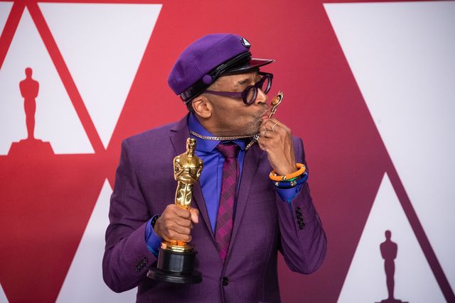 オスカー受賞のスパイク・リー、サミュエル・L・ジャクソンに抱きつく（6枚目）