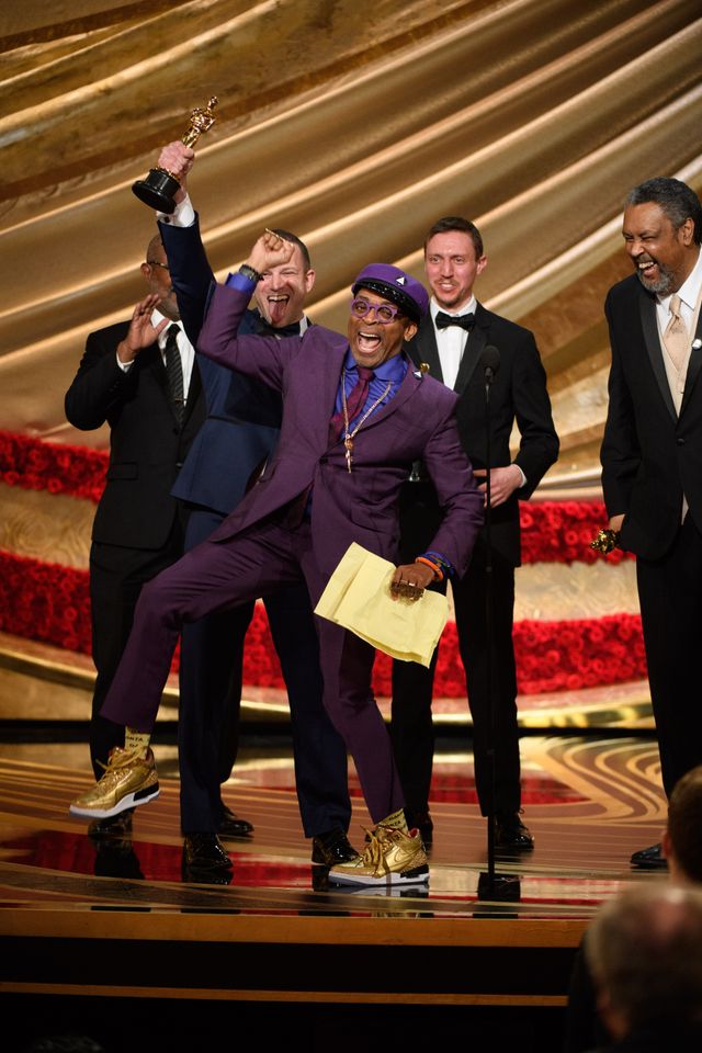 オスカー受賞のスパイク・リー、サミュエル・L・ジャクソンに抱きつく（7枚目）