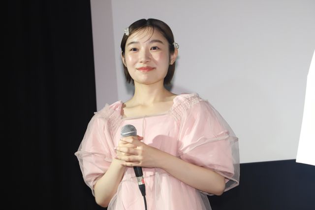 唐田えりか、白石優愛、渡部龍平ら『無情の世界』公開記念舞台あいさつ（8枚目）