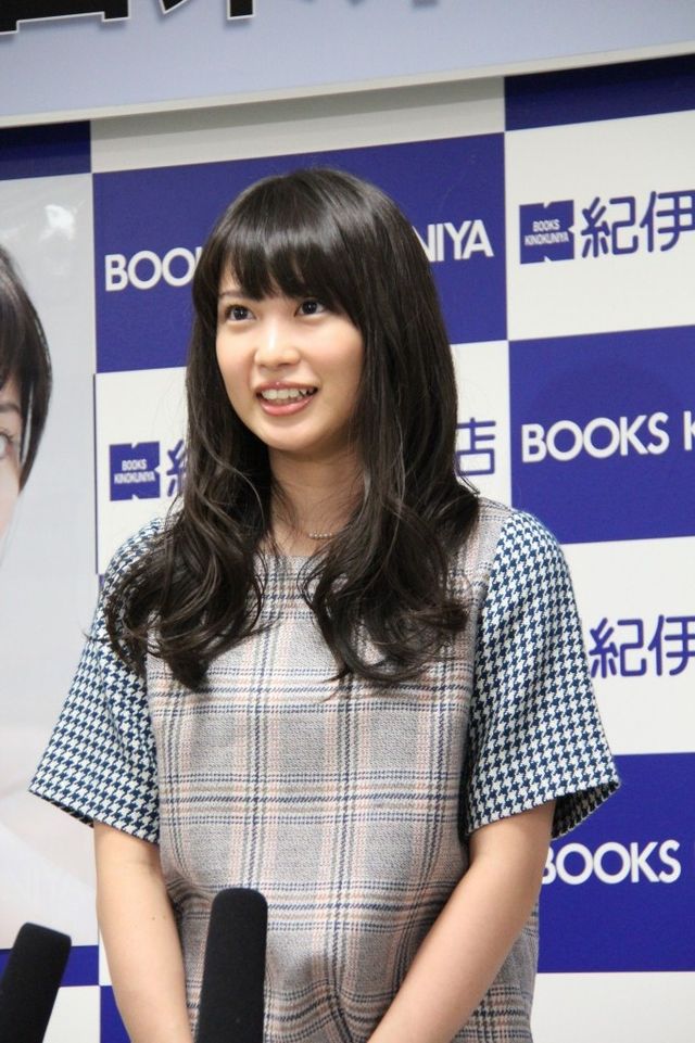 志田未来、20歳で大人解禁!?　「ラブストーリーをやってみたい」　画像ギャラリー（13枚目）