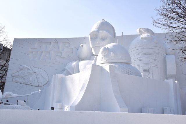 Xウイングに乗れる『スター・ウォーズ』巨大雪像！さっぽろ雪まつり（7枚目）