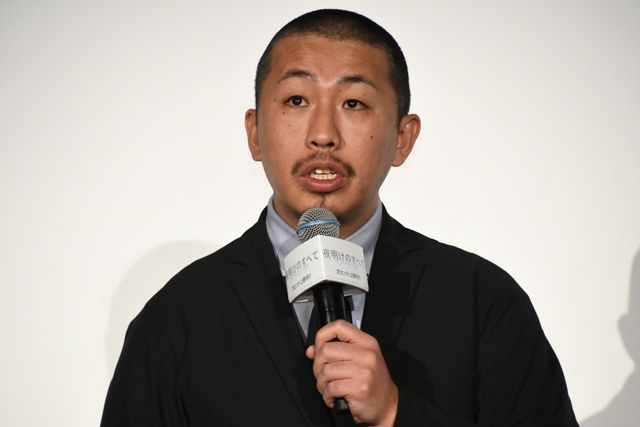 SixTONES松村北斗、上白石萌音に監督からサプライズ！『夜明けのすべて』公開記念舞台挨拶（12枚目）