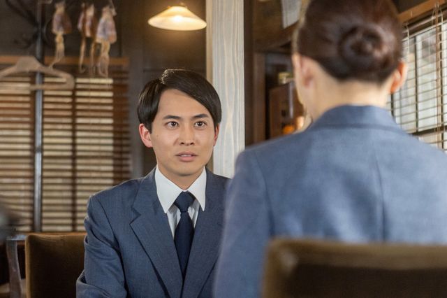 汐見（平埜生成）の妻は…「虎に翼」第54回の場面写真（5枚目）