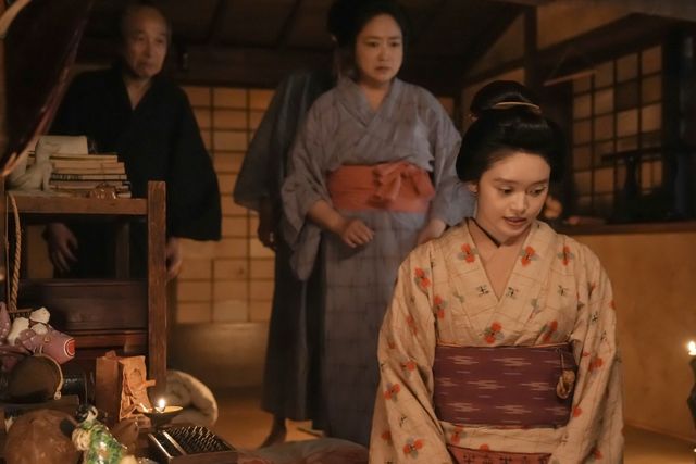 2人きりに…朝ドラ「ばけばけ」第7週「オトキサン、ジョチュウ、OK？」第33回（4枚目）