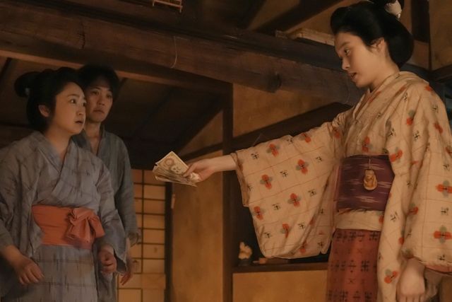 2人きりに…朝ドラ「ばけばけ」第7週「オトキサン、ジョチュウ、OK？」第33回（5枚目）