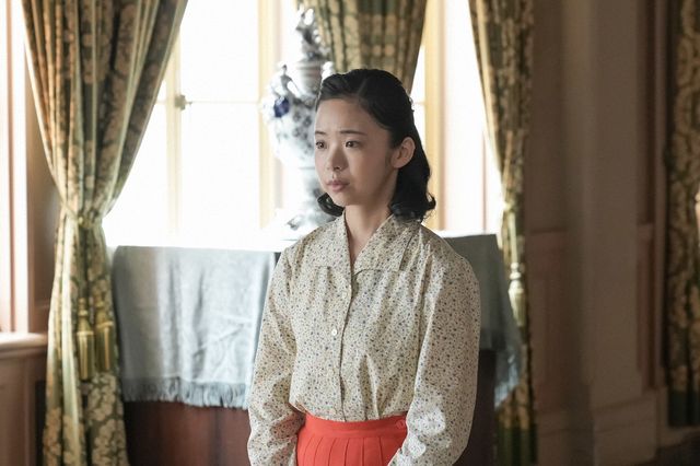 松永と笑顔で握手を…「ブギウギ」第34回の場面写真（2枚目）