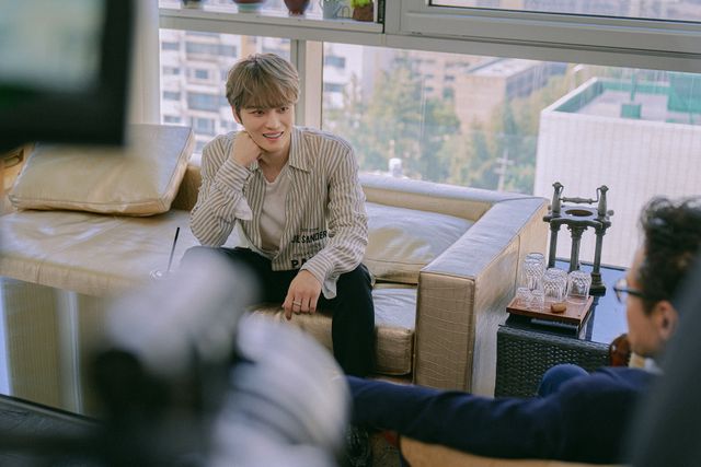 ジェジュンの美しい横顔…映画『ジェジュン：オン・ザ・ロード』場面カットほか（6枚目）