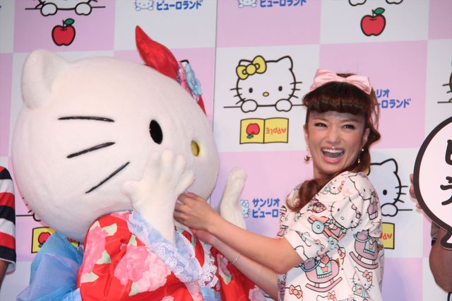 キティちゃん×プロジェクションマッピング！パレードの様子を公開！フォトギャラリー（18枚目）