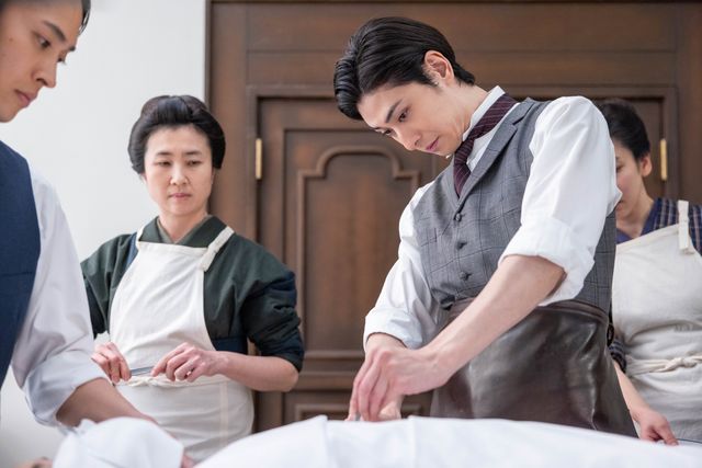 【画像9枚】朝ドラ「風、薫る」千佳子（仲間由紀恵）の手術、今井（古川雄大）がメスをとって…第41回場面写真：フォトギャラリー