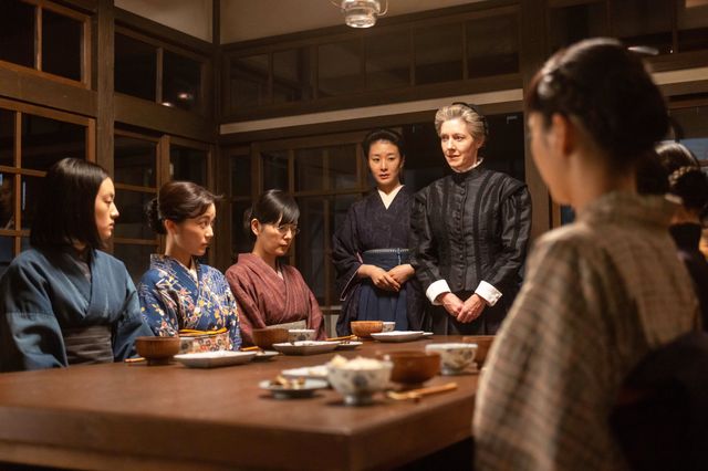 【画像11枚】朝ドラ「風、薫る」院長（筒井道隆）らの冷ややかな視線…第31回場面写真（8枚目）