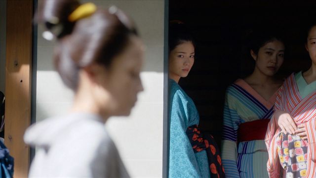 切なすぎる…蔦重と瀬川の恋の地獄「べらぼう」第9回場面写真（10枚目）