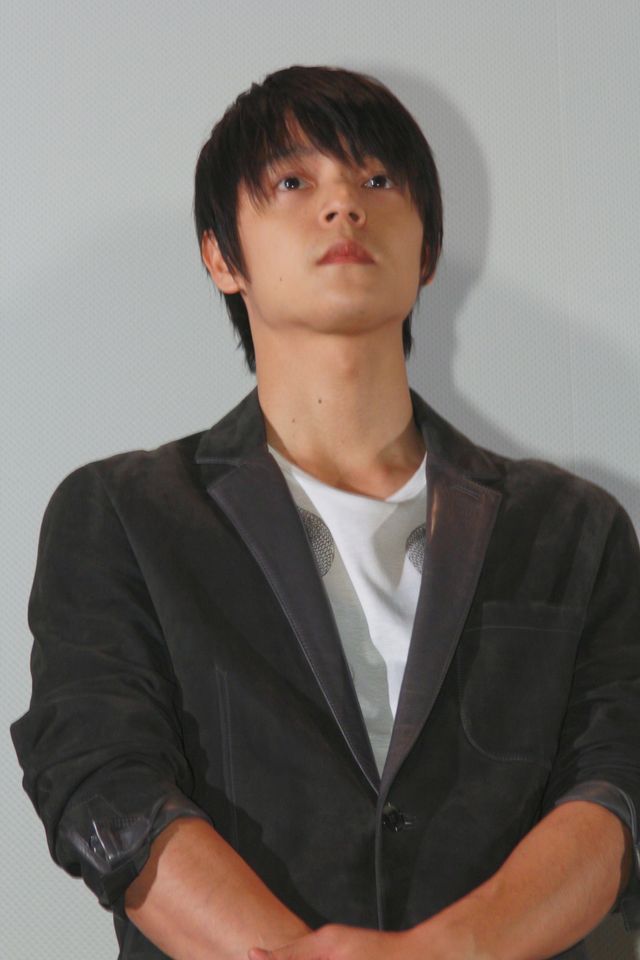 比嘉愛未、映画初主演に感無量！映画『飛べ!ダコタ』初日舞台あいさつフォトギャラリー（12枚目）