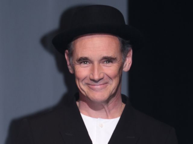 オスカー俳優マーク・ライランス登場！望結ちゃんとラブラブショット！『BFG：ビッグ・フレンドリー・ジャイアント』ジャパンプレミア ギャラリー（2枚目）