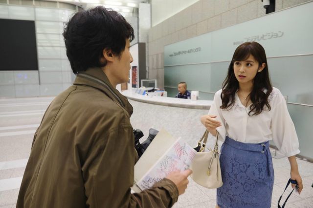 フジ・久慈アナ「世にも奇妙な物語」に本人役で出演！：フォトギャラリー