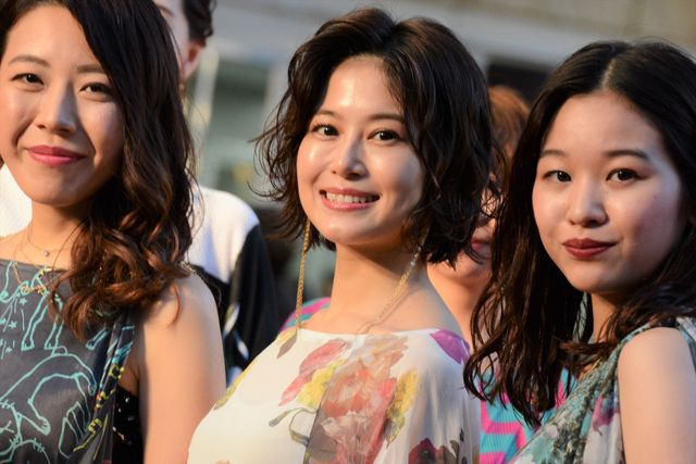 佐藤健、鈴木亮平、松岡茉優『ひとよ』3兄妹が集結！麗しのスリーショット（13枚目）