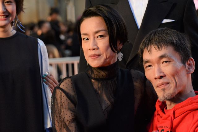 佐藤健、鈴木亮平、松岡茉優『ひとよ』3兄妹が集結！麗しのスリーショット（22枚目）