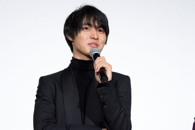 山崎賢人、“起きちゃう主義”を目指すと宣言！　本郷奏多は驚きの朝対策を明かす　画像ギャラリー（6枚目）