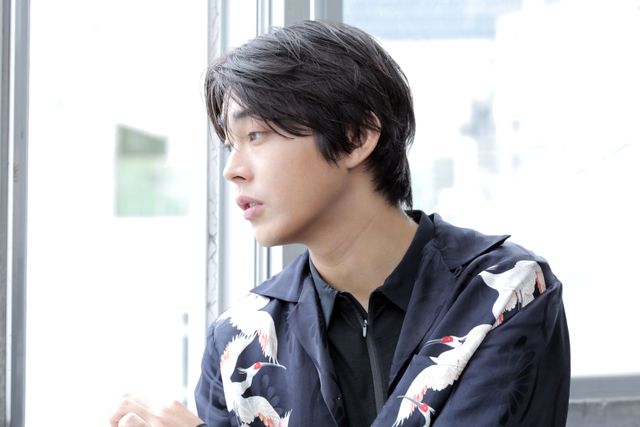 デビューのきっかけはスカウト！『OUT』倉悠貴インタビューカット（5枚目）