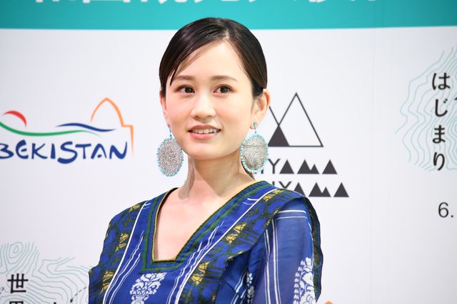 産後もほっそり！前田敦子、ウズベキスタン共和国観光大使に就任（8枚目）