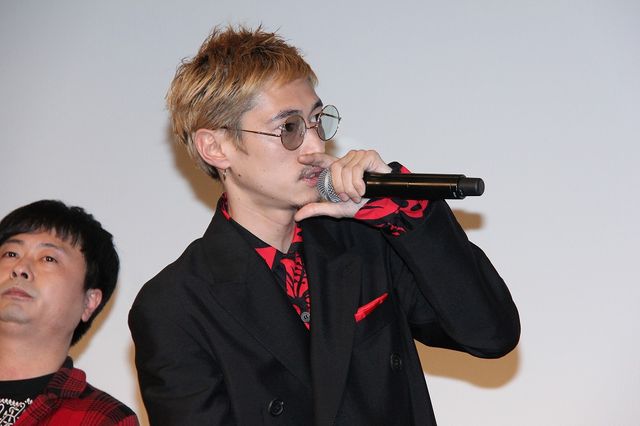 “迷子騒動”藤原竜也、舞台あいさつ登場で熱狂！　フォトギャラリー（7枚目）