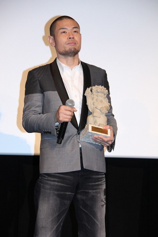 “迷子騒動”藤原竜也、舞台あいさつ登場で熱狂！　フォトギャラリー（10枚目）