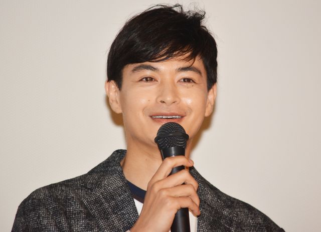 唐田えりか、映画『寝ても覚めても』初日に涙（4枚目）