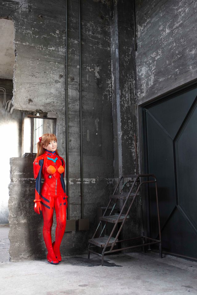 9nine川島海荷＆村田寛奈「エヴァンゲリオン×美少女写真展」写真ギャラリー（4枚目）