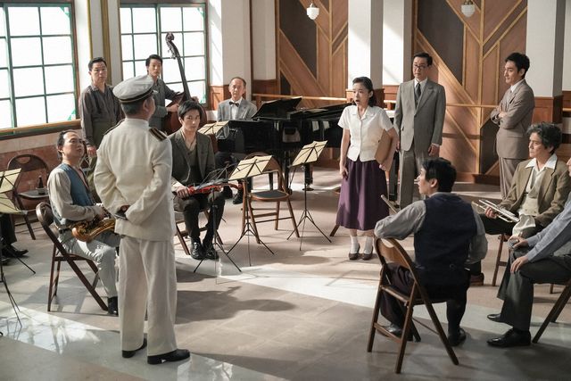 ぜいたくを禁止する法律が…「ブギウギ」第41回の場面写真（3枚目）