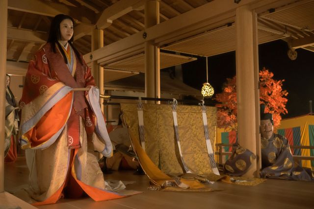 公任が酔ってまひろに絡む…「光る君へ」第36回場面写真（5枚目）