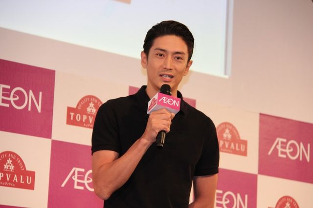 代表を務めるリバースプロジェクトがイオンとコラボレーションする伊勢谷友介の会見フォトギャラリー：フォトギャラリー