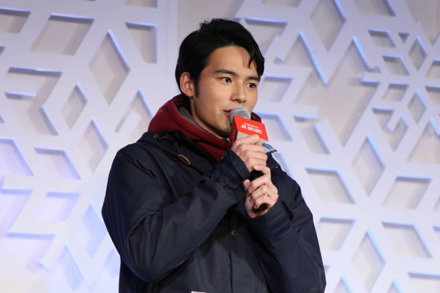 岡田健史＆浜辺美波、スキーウェア姿がさわやかすぎ！JR東日本「JR SKISKI」キャンペーン記者発表会（10枚目）