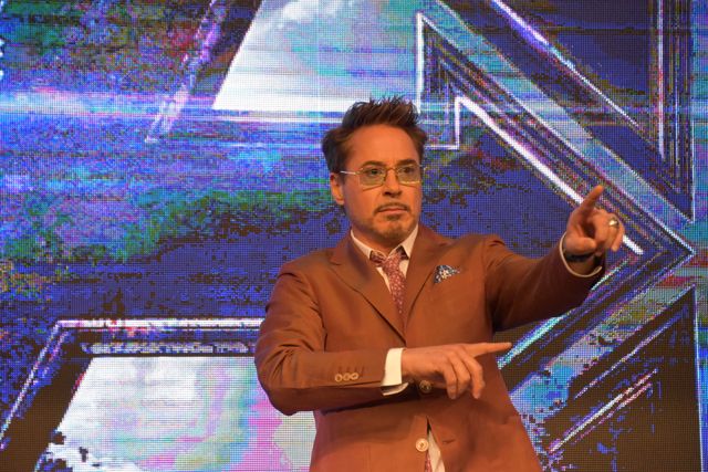 突然踊り始めたロバート・ダウニー・Jr（2枚目）