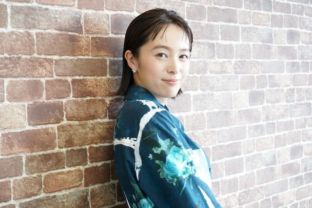 『星つなぎのエリオ』日本版声優・清野菜名インタビューカット（4枚目）