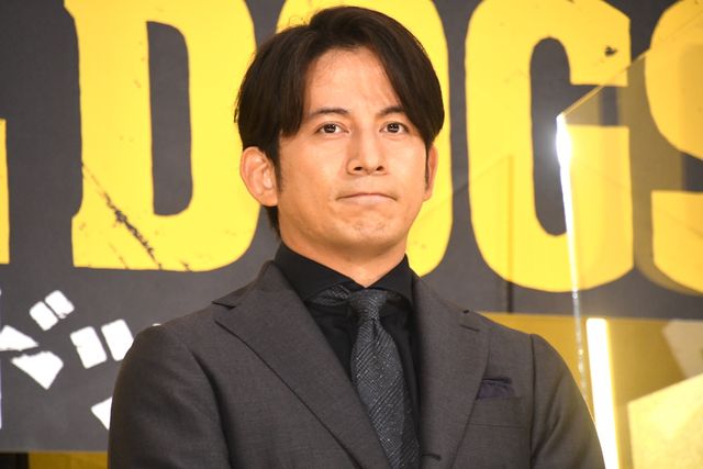 岡田准一＆坂口健太郎『ヘルドッグス』公開御礼舞台あいさつ：フォトギャラリー