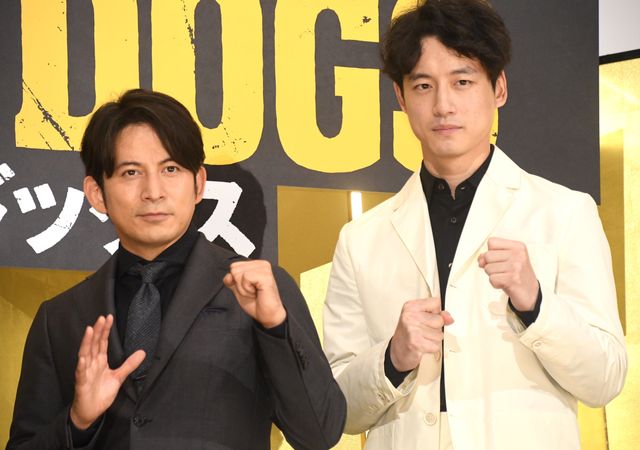 岡田准一＆坂口健太郎『ヘルドッグス』公開御礼舞台あいさつ（2枚目）
