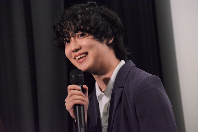 久保田紗友＆莉子、血まみれ撮影が思い出！映画『Love Will Tear Us Apart』公開初日舞台あいさつ（5枚目）