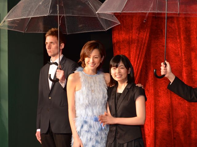 米倉涼子が出席！『バードマン　あるいは（無知がもたらす予期せぬ奇跡）』ジャパンプレミア写真ギャラリー：フォトギャラリー