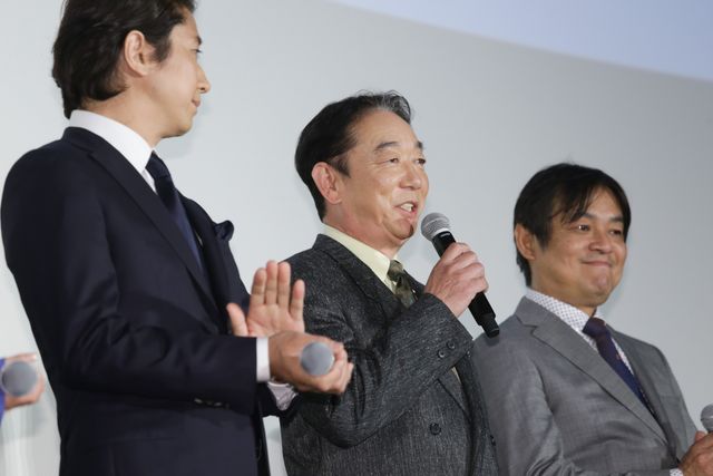 松坂桃李、木村文乃、芳根京子ら『居眠り磐音』初日に喜び！（12枚目）