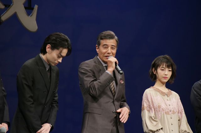 菅田将暉、柄本佑、浜辺美波らファンタジックな演出で登場！『アルキメデスの大戦』完成披露（10枚目）
