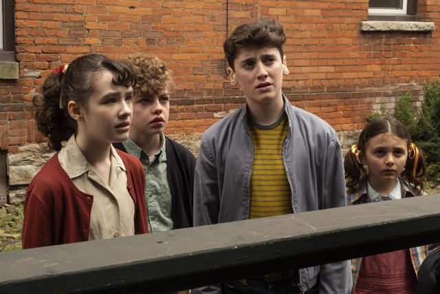 ペニーワイズ再来…！前日譚ドラマ「IT／イット ウェルカム・トゥ・デリー “それ”が見えたら、終わり。」場面写真（13枚目）