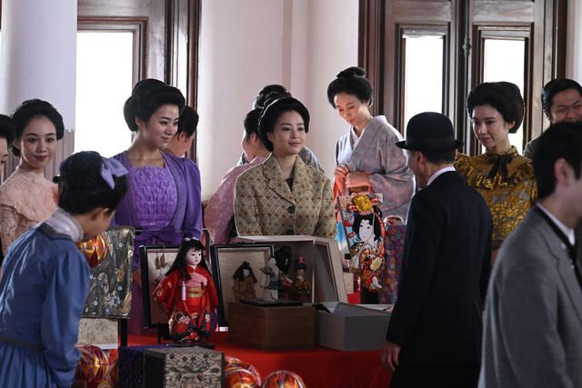 伊藤博文を演じる田中圭の真剣な表情！SPドラマ「津田梅子～お札になった留学生～」場面カット（8枚目）