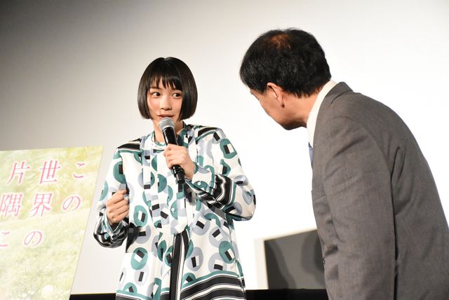 “のん”能年玲奈、おかっぱ頭で主演作アピール！映画『この世界の片隅に』舞台挨拶 ギャラリー（8枚目）