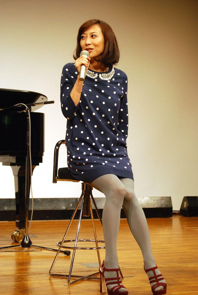 一青窈、東国原氏が出席！「100万人でつくろう元気のうた」キャンペーン発表会フォトギャラリー（2枚目）