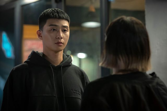 話題の韓国ドラマ「梨泰院クラス」パク・ソジュン演じるパク・セロイ！制服姿も【12枚】（9枚目）